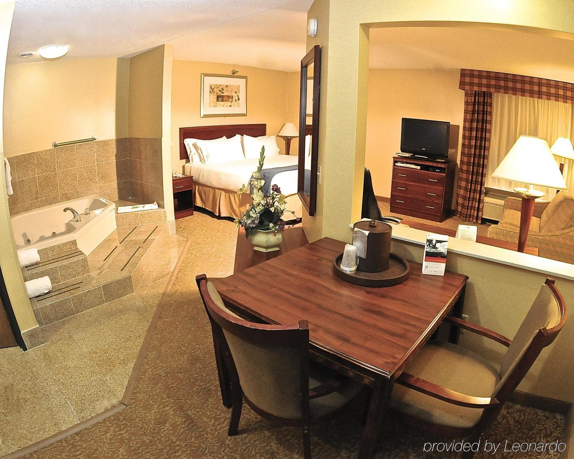 Holiday Inn Express Hotel & Suites Fenton/I-44 By Ihg Exteriör bild